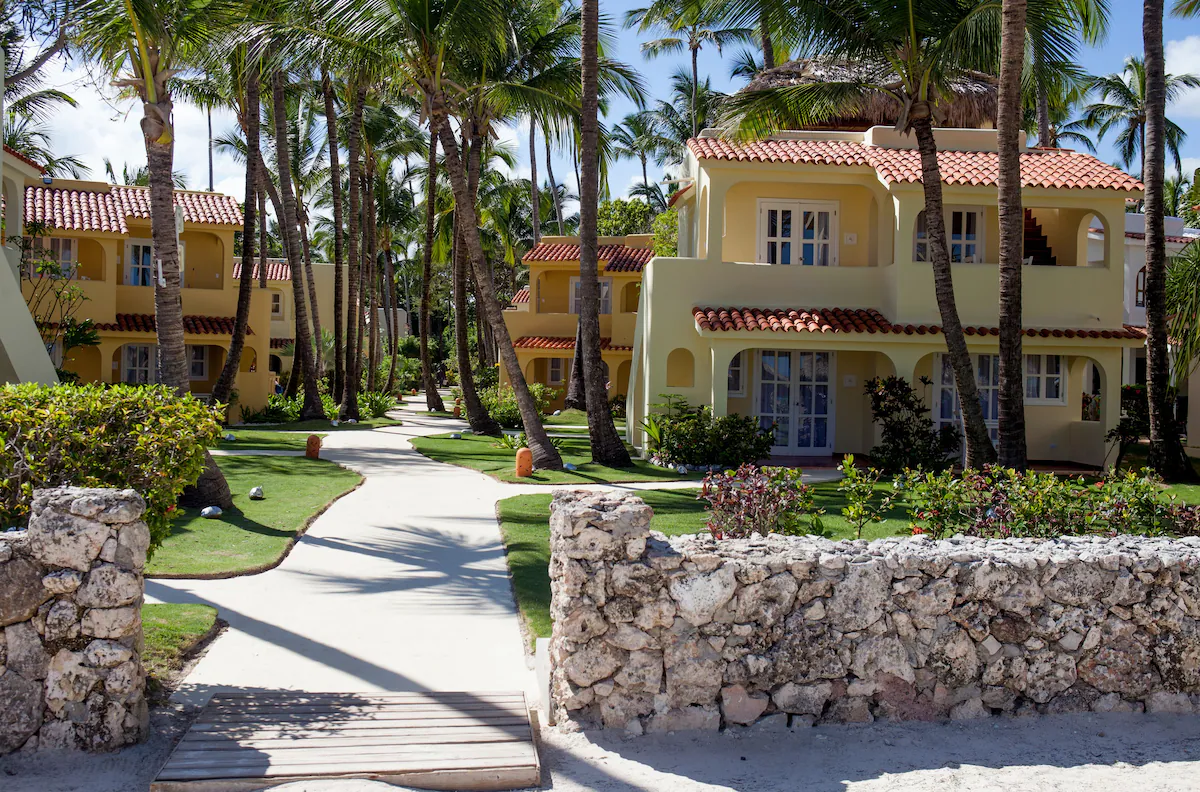 hotel-img