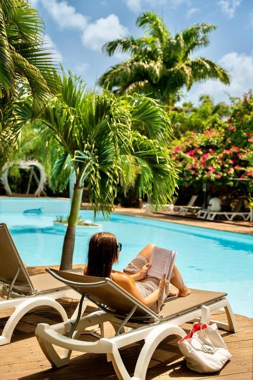 hotel-img