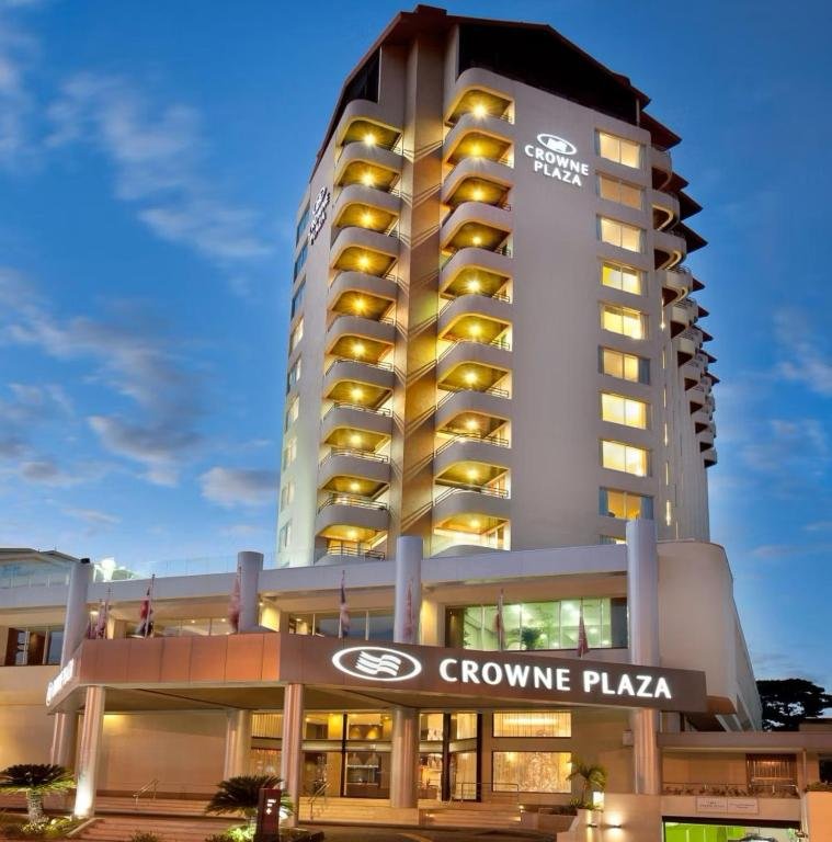 hotel-img