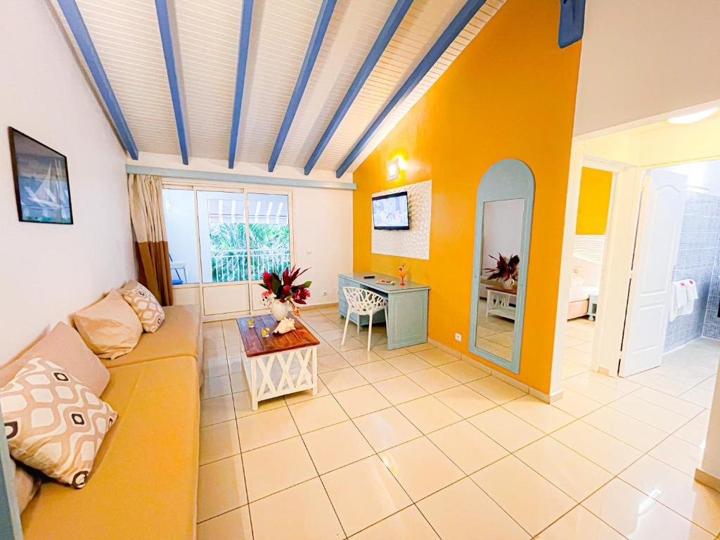 hotel-img