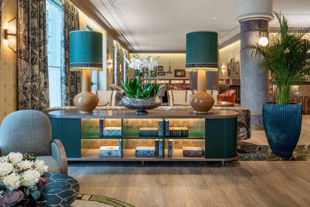 hotel-img