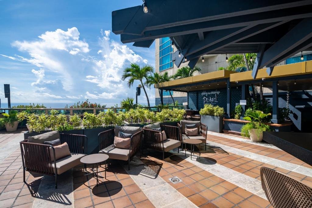 hotel-img