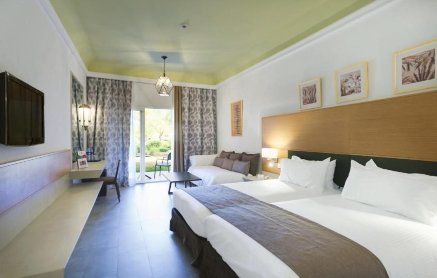 hotel-img