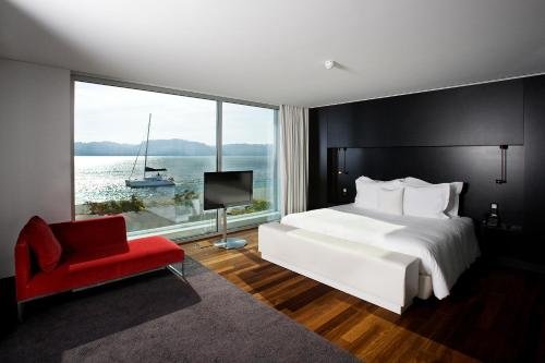 hotel-img