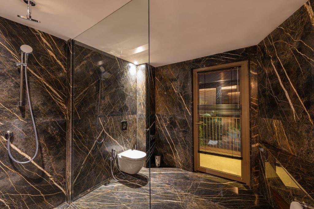 hotel-img