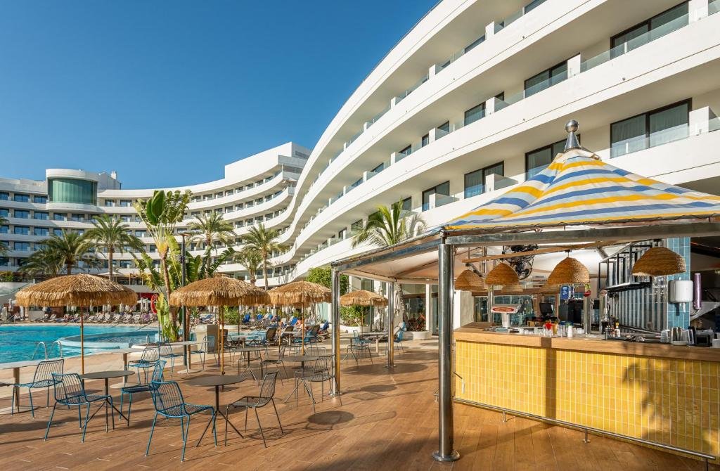 hotel-img