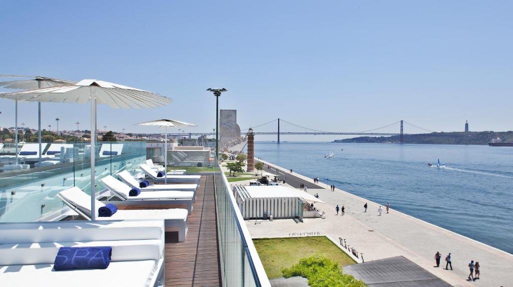 hotel-img