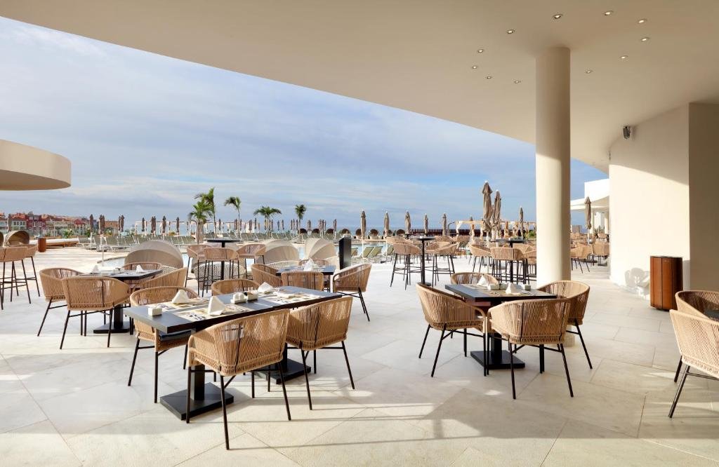 hotel-img