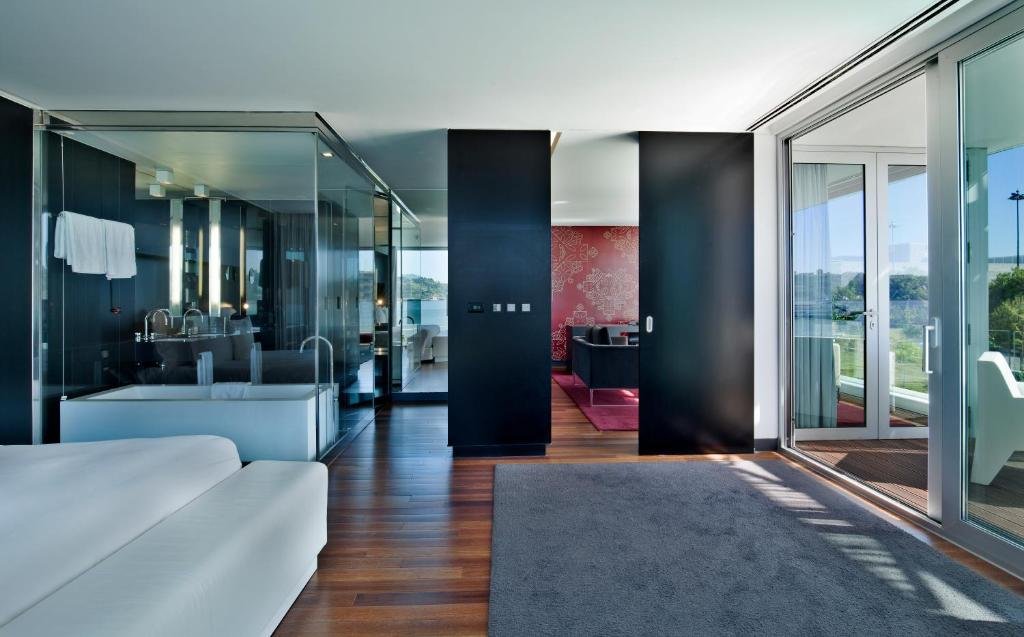 hotel-img