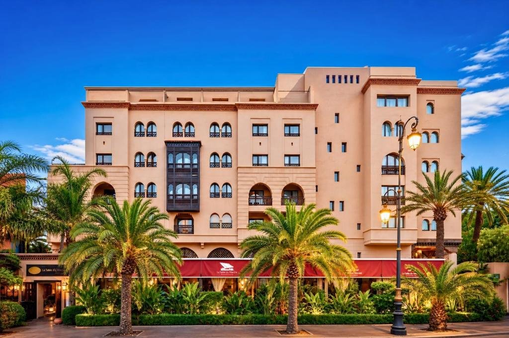 hotel-img